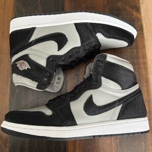 WMNS AIR JORDAN 1 RETRO HIGH OG ‘TWIST 2.0’